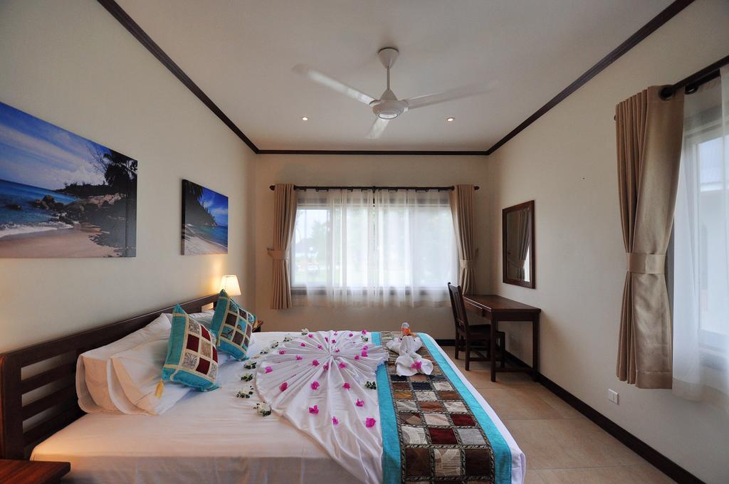 Cote D'Or Footprints Villa Baie Sainte Anne Екстериор снимка