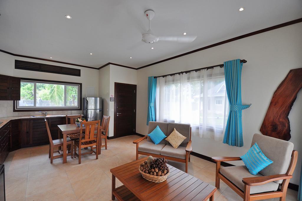 Cote D'Or Footprints Villa Baie Sainte Anne Екстериор снимка