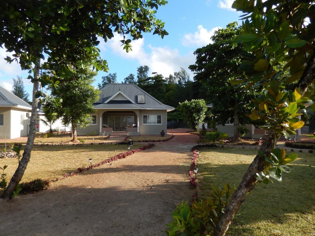 Cote D'Or Footprints Villa Baie Sainte Anne Екстериор снимка