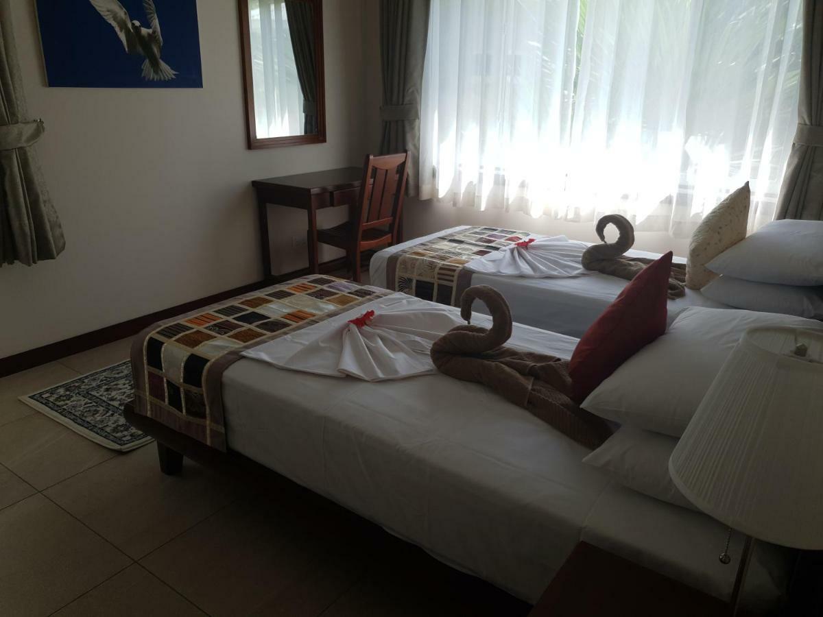 Cote D'Or Footprints Villa Baie Sainte Anne Екстериор снимка