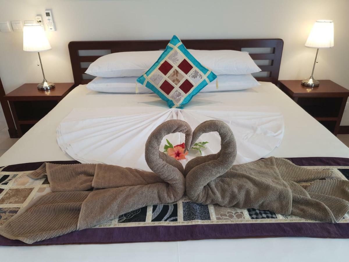 Cote D'Or Footprints Villa Baie Sainte Anne Екстериор снимка